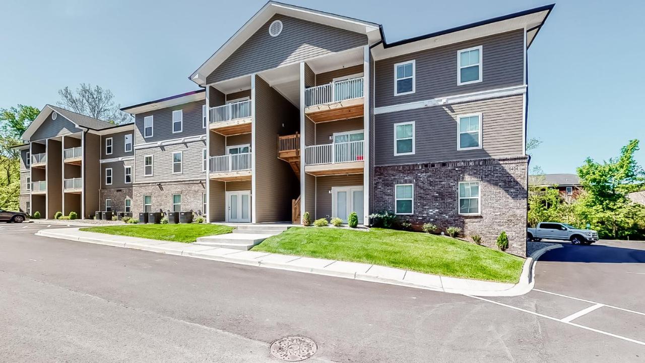 Апартаменты Full Kitchen,King,W/D,Netflix,2 Smart Tvs,Parking Луисвилл Экстерьер фото