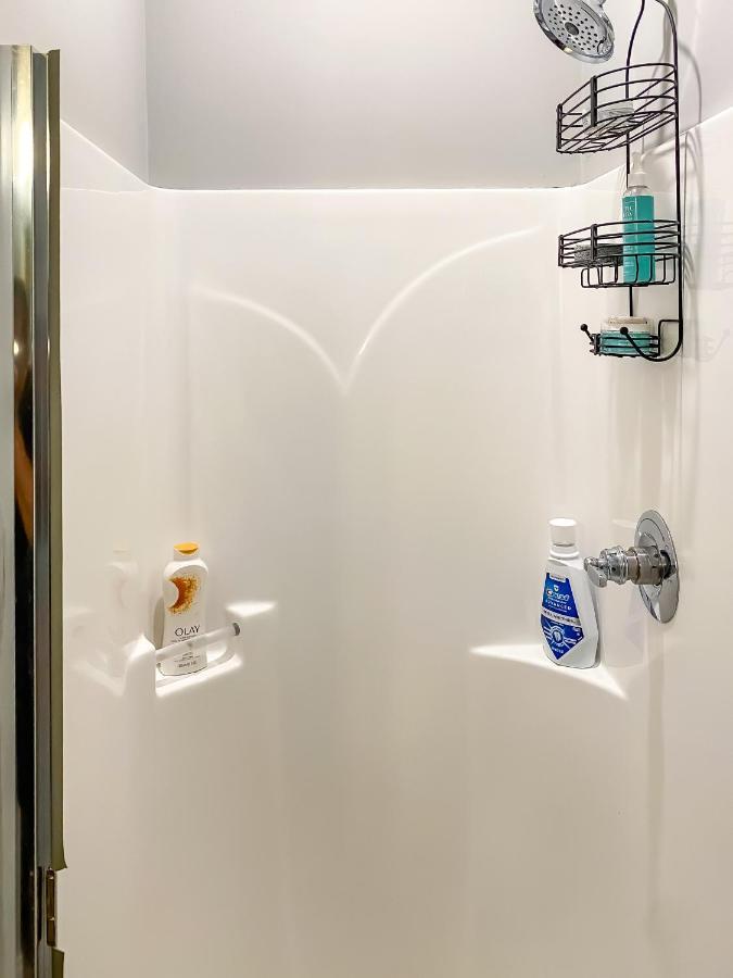 Апартаменты Full Kitchen,King,W/D,Netflix,2 Smart Tvs,Parking Луисвилл Экстерьер фото
