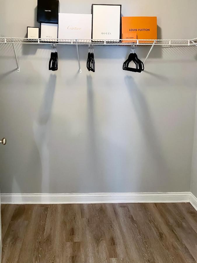 Апартаменты Full Kitchen,King,W/D,Netflix,2 Smart Tvs,Parking Луисвилл Экстерьер фото